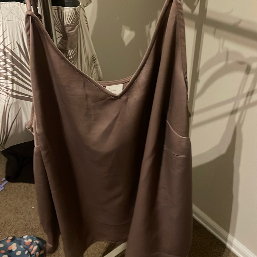 Light mauve stain tank top
